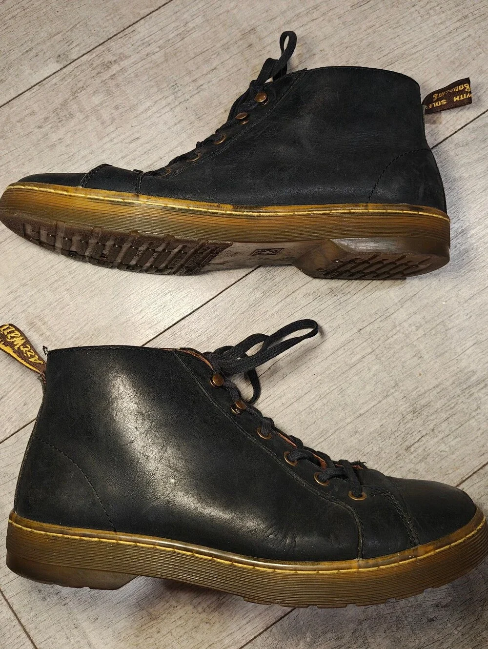 Dr. Martins Unisex Coburg 6-eyelet Chukka Black Leather Boots w Brass Eyelets.